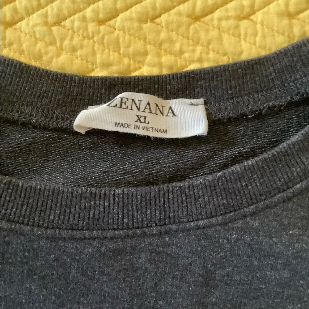 Women’s 2 pc Pajama Set - Picture 2 of 5